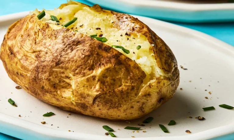 Easy Seasoning Recipes That Enhance Baked Potatoes